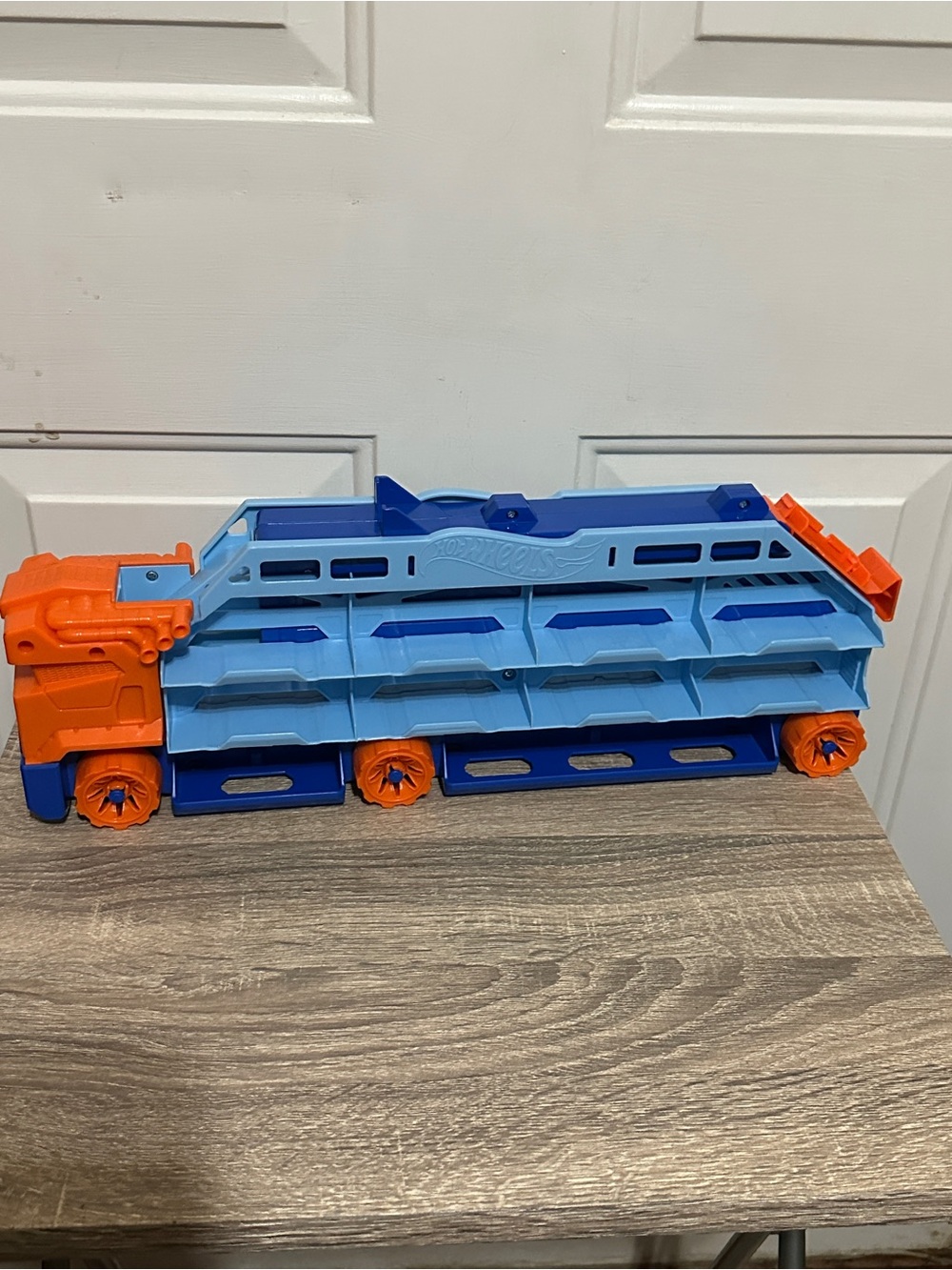 Hot Wheels HDY92 City Speed Drop Transport Hauler